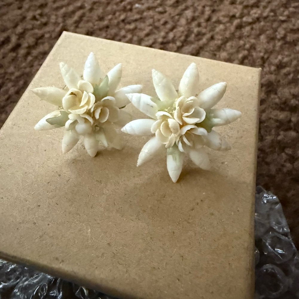 Floral White Earrings